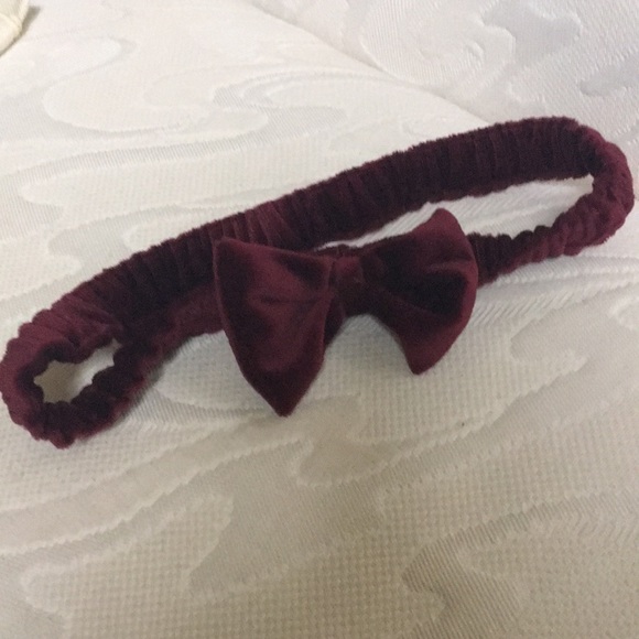 Beautiful Burgundy Velvet Holiday Dress Size 5 - Picture 6 of 7